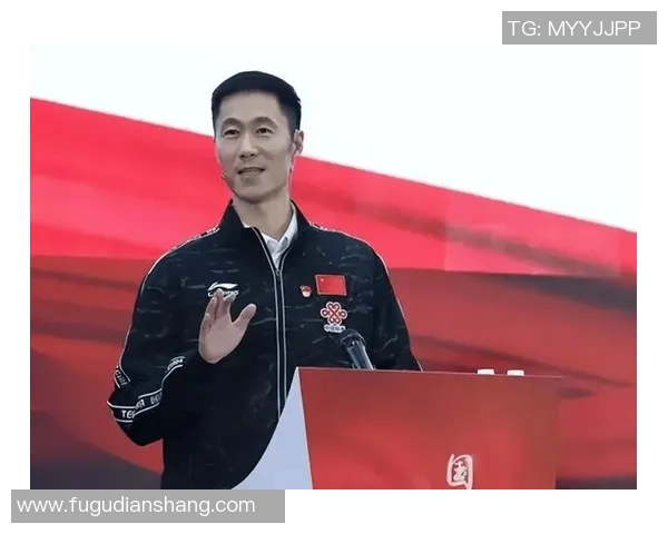 国乒球星风采再现：从乒坛传奇到体育全能巨星的精彩转型