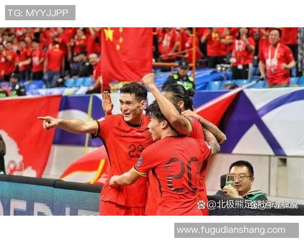 足球球星隐藏才华揭秘 谁是那些用歌声征服乐坛的绿茵英雄