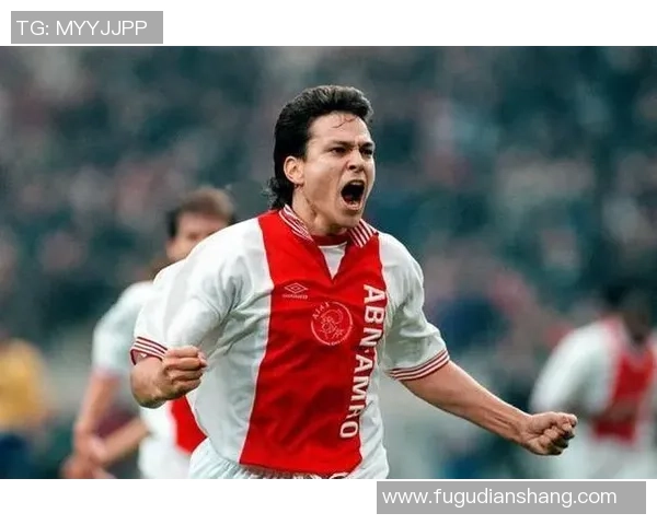 五位足球球星帅气风采集结展现他们的场上魅力与个人风格 五位足球球星帅气风采集结展现他们的场上魅力与个人风格