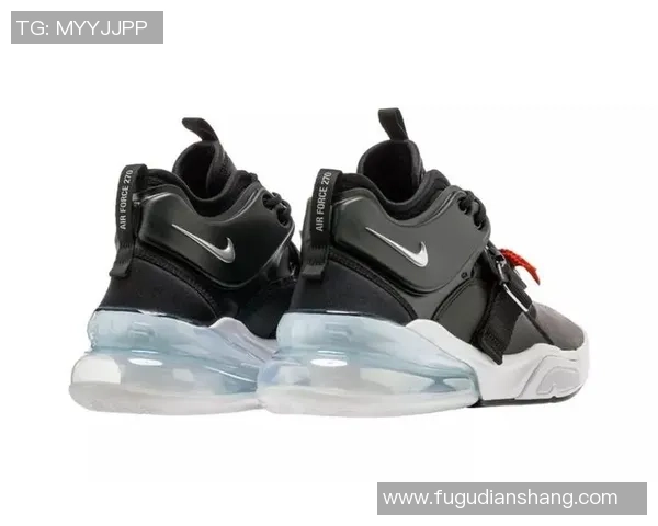 足球巨星送鞋真相揭秘 球场传奇与鞋履背后的故事 足球巨星送鞋真相揭秘 球场传奇与鞋履背后的故事